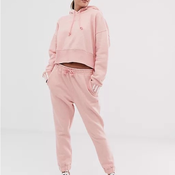 NWT ADIDAS ORIGINALS WOMENS COEEZE CROPPED HOODIE PINK DU2353 - Picture 7 of 9
